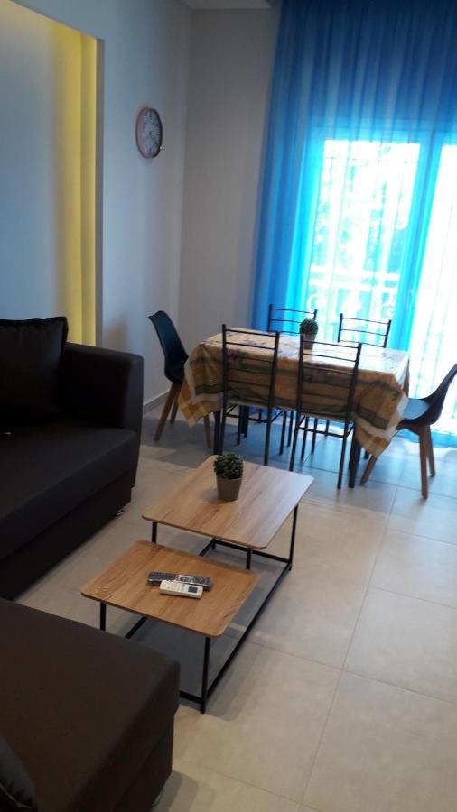 House Dilena Tsimtsiri Luxury Apartment 2 利迈纳里亚 外观 照片